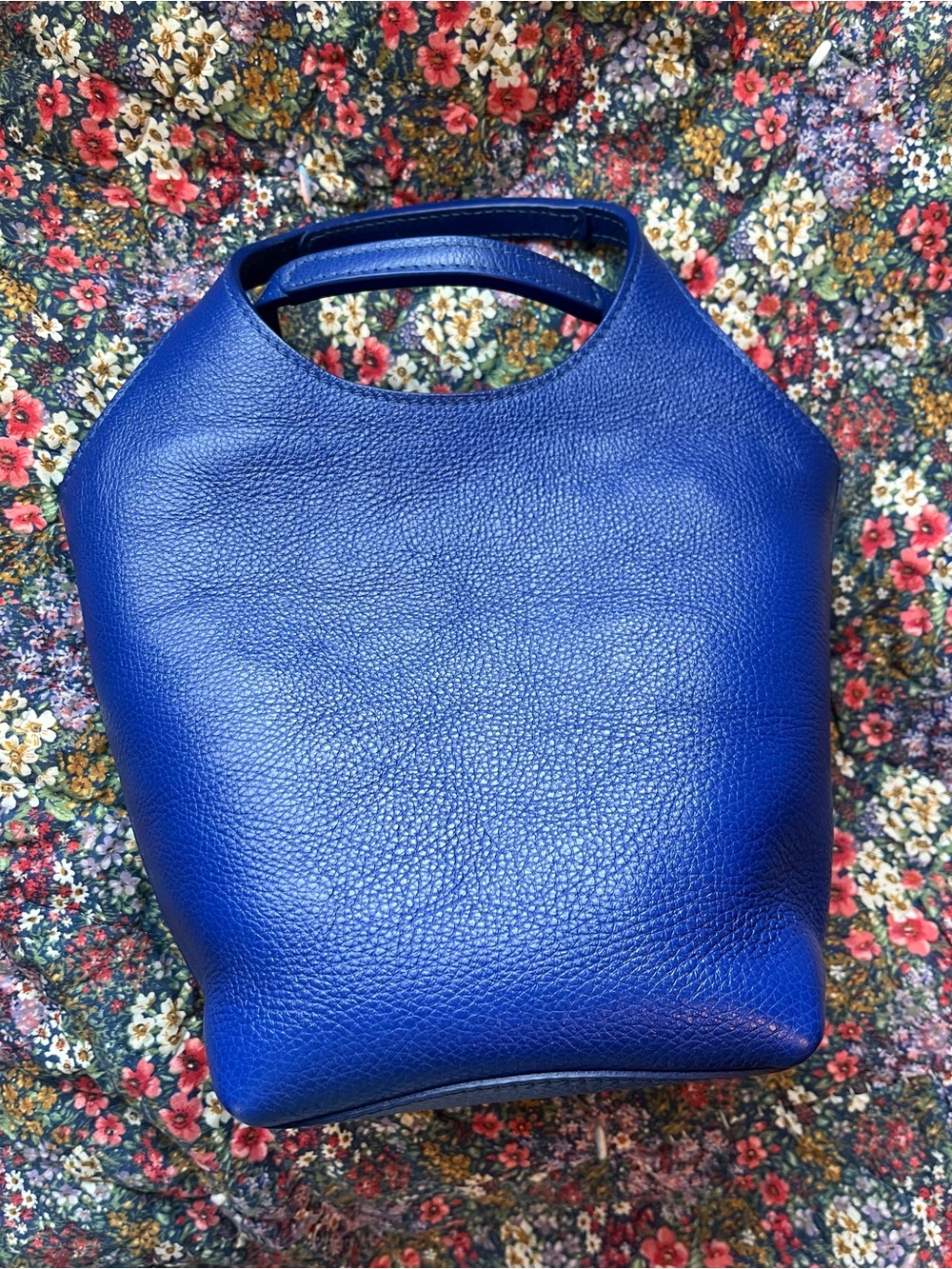 NWT Lindquist Object Ama in Ultramarine